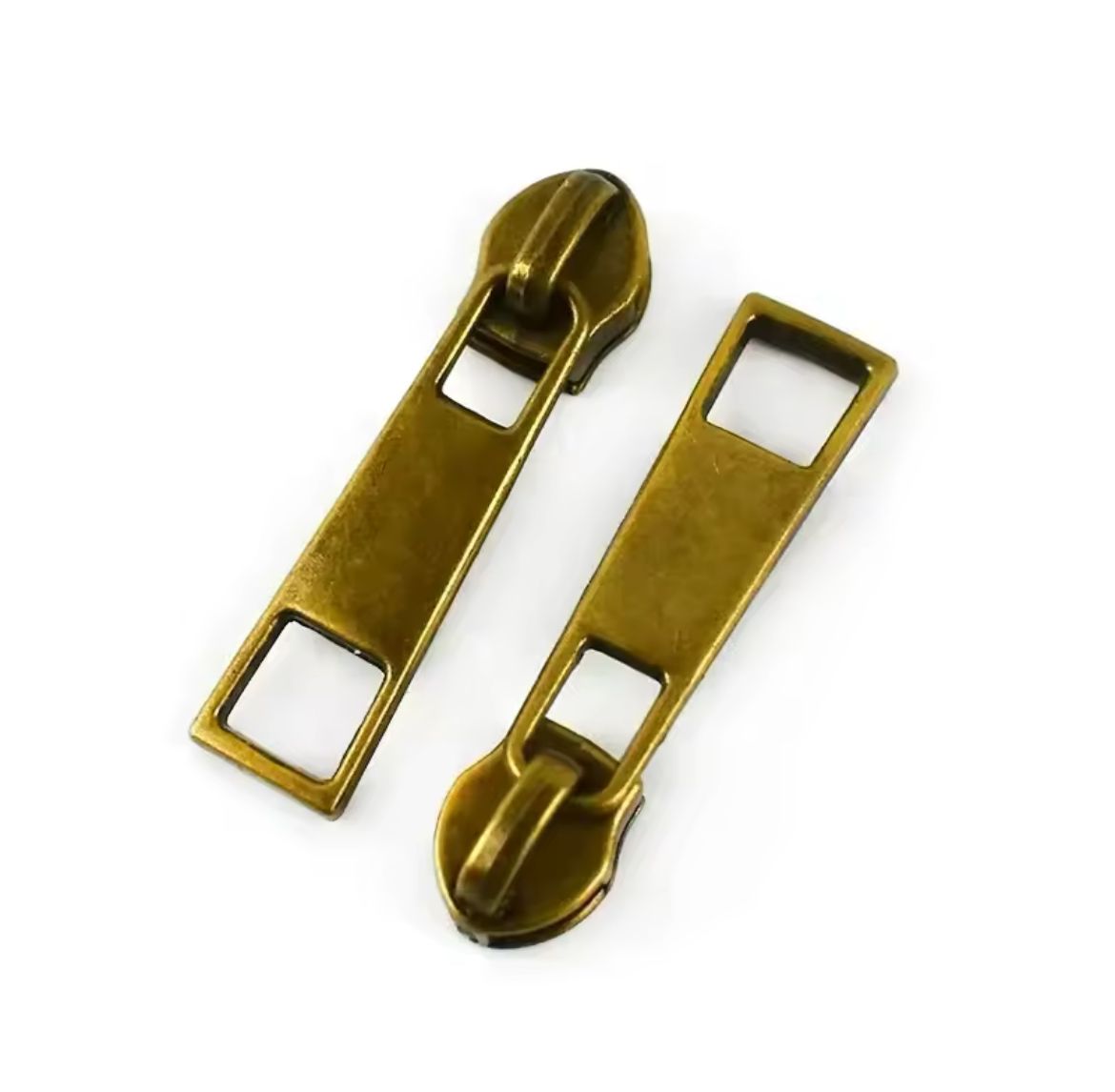 WhatsApp Image 2025-01-09 at 23.09.09 YKK Nylon Zipper Slider Antique Brush Puller - Image 1